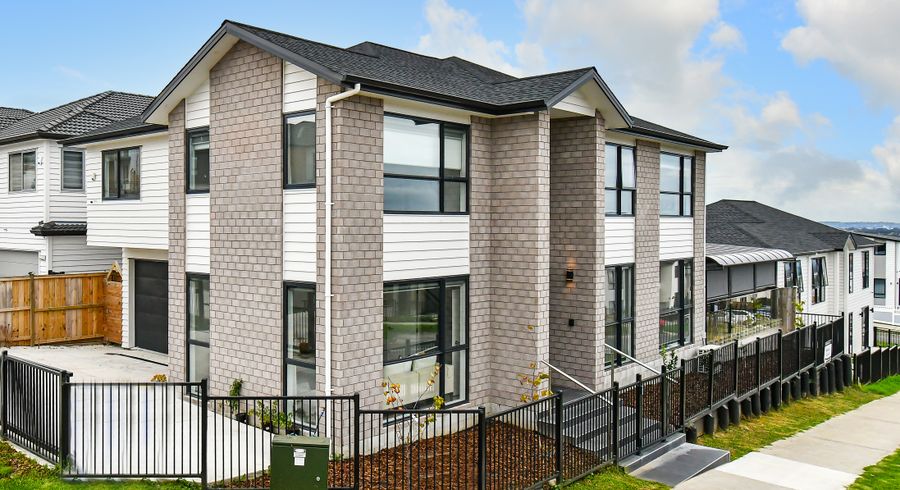  at 1 Aklander Rise, Flat Bush, Auckland