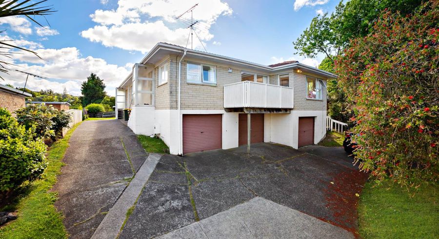  at 1/60 Chartwell Avenue, Glenfield, Auckland