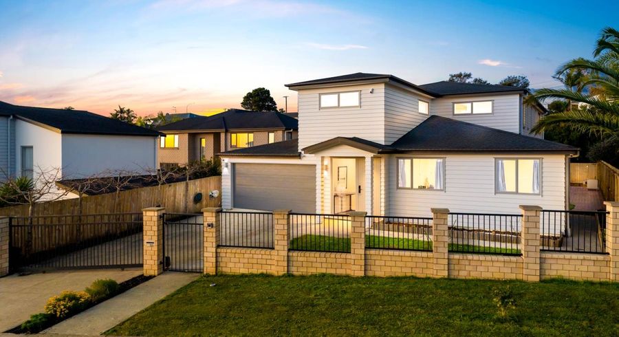  at 24 Loughros Place, Pinehill, North Shore City, Auckland