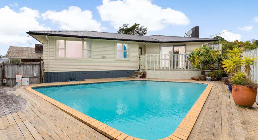  at 15 Sylvia Road, Hillcrest, North Shore City, Auckland