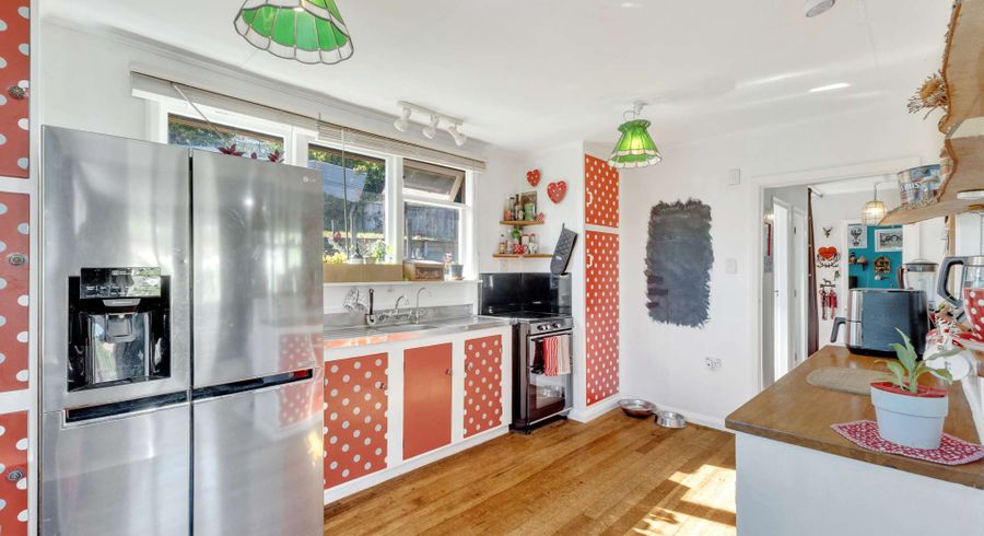  at 46 Parsons Street, Vogeltown, New Plymouth, Taranaki