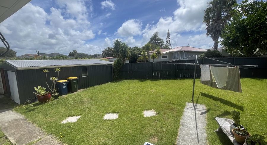  at 52B Amberley Ave  , Te Atatu South, Waitakere City, Auckland
