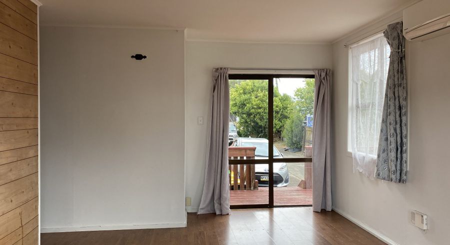  at 33 Pomaria Road, Henderson, Auckland