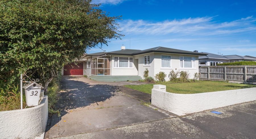  at 32 Aberdeen Avenue, Takaro, Palmerston North, Manawatu / Whanganui