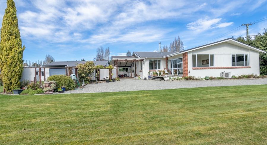  at 6 Hull Street, Riversdale, Riversdale