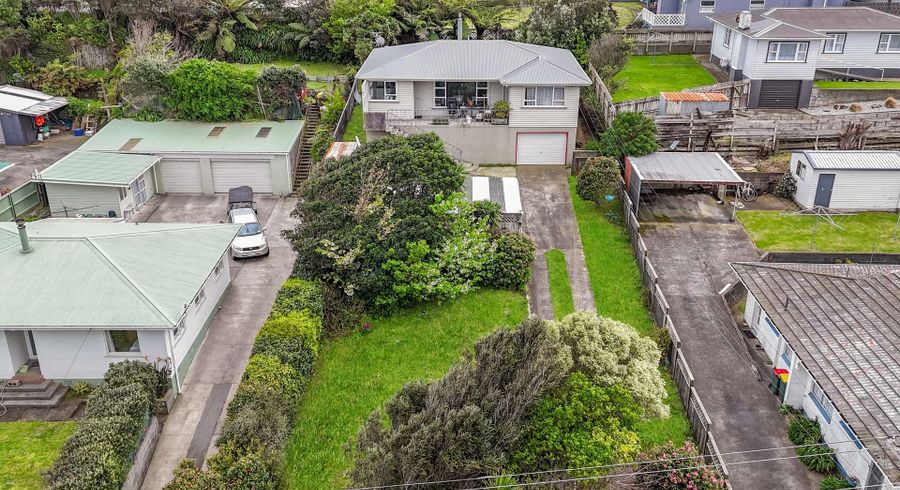  at 37 Simons Street, Moturoa, New Plymouth, Taranaki