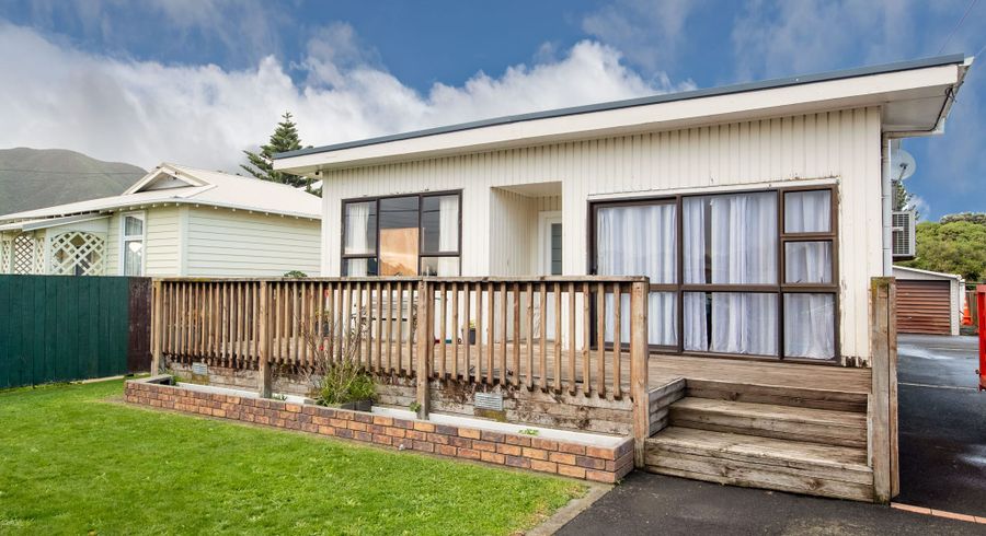  at 12 Elizabeth Street, Moera, Lower Hutt