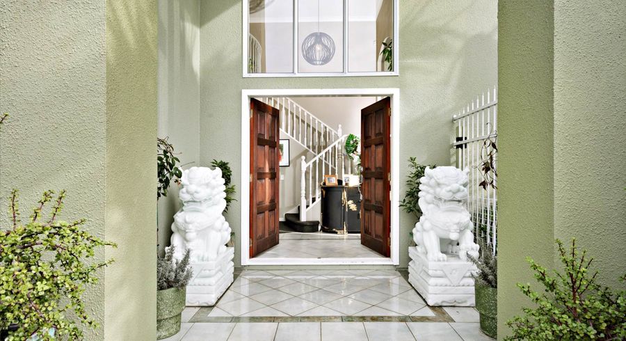  at 89 Whitford Road, Botany Downs, Auckland