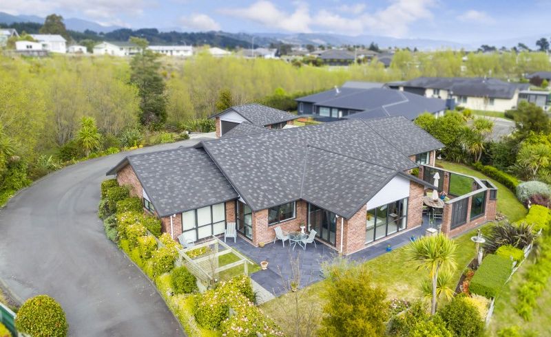  at 22 Jade Crescent, Timberlea, Upper Hutt