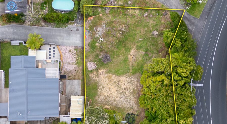  at 10 Atkinson Road, Titirangi, Waitakere City, Auckland