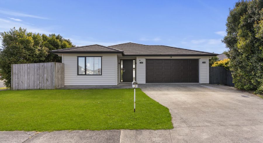  at 12 Peerless Avenue, Takanini