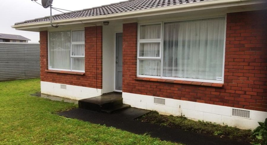  at 2/302 Kirkbride Rd, Mangere, Manukau City, Auckland