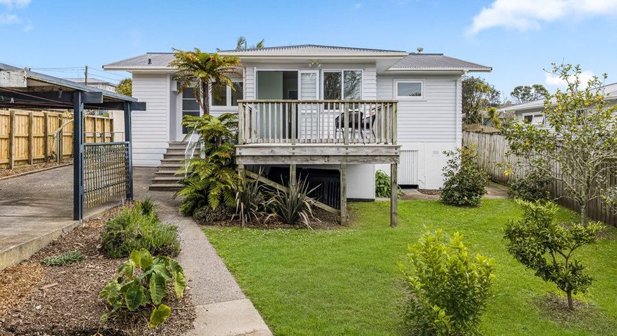  at 5 Japonica Drive, Beach Haven, North Shore City, Auckland