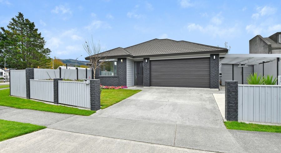  at 12 Seddul Bahr Road, Trentham, Upper Hutt