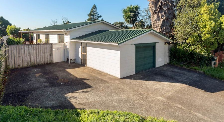  at 3A Mawney Road, Henderson, Waitakere City, Auckland