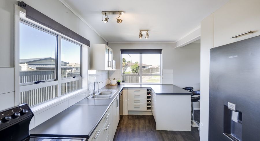  at 10 Dinwiddie Avenue, Onekawa, Napier