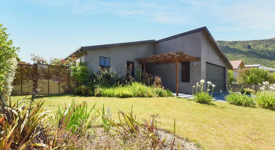  at 8 Nautique Place, Waikawa, Picton