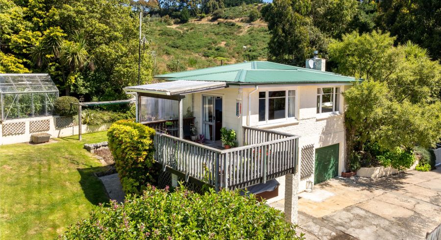  at 8 Roy Crescent, Concord, Dunedin