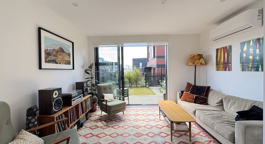  at 9E Playfair Road, Mount Roskill, Auckland City, Auckland