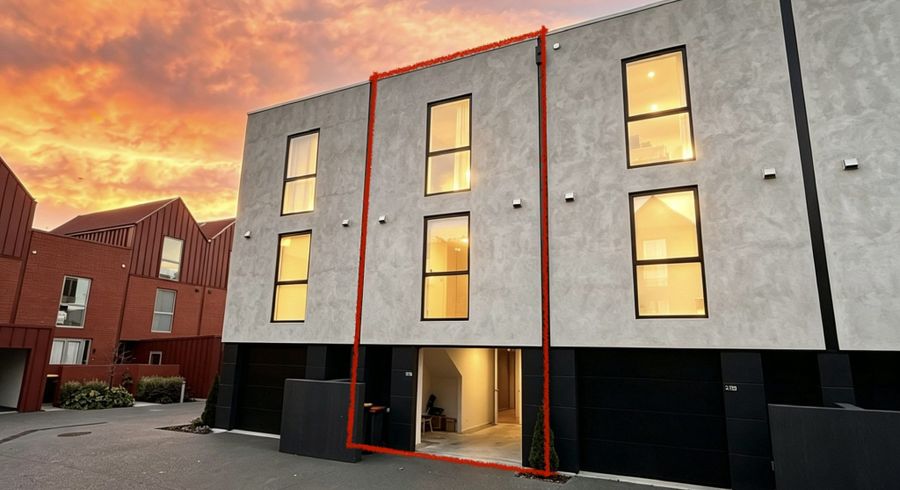  at 2/35 Kilmore Street, City Centre, Christchurch City, Canterbury