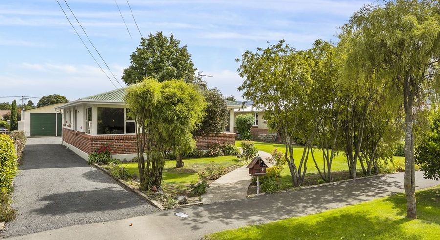  at 25 Thames Street, Mosgiel, Mosgiel