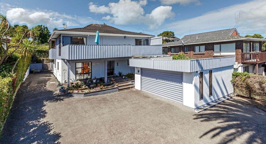  at 26 Glencoe Road, Browns Bay, Auckland