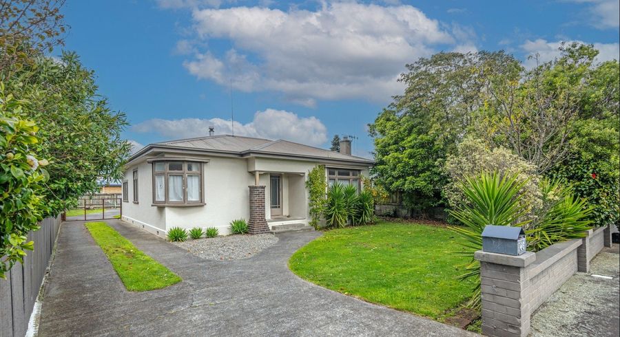  at 46 Manson Street, Terrace End, Palmerston North