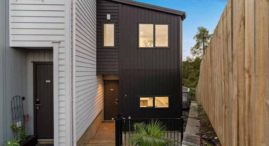 at 15F & 17B Tabitha Crescent, Henderson, Waitakere City, Auckland