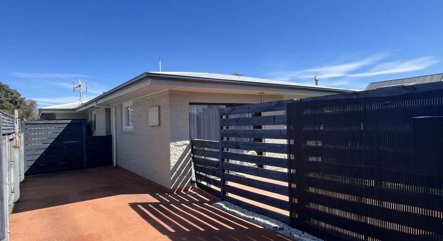  at 2/76 Estuary Road, New Brighton, Christchurch City, Canterbury