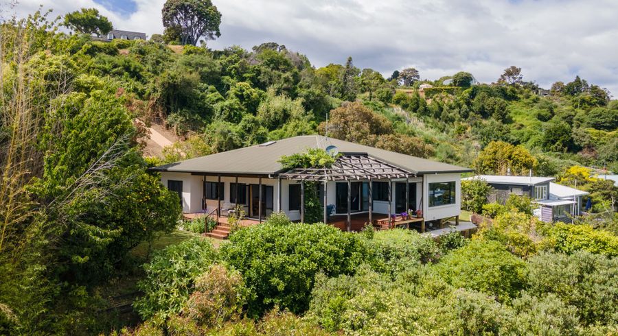  at 29 Grenville Terrace, Moana, Nelson