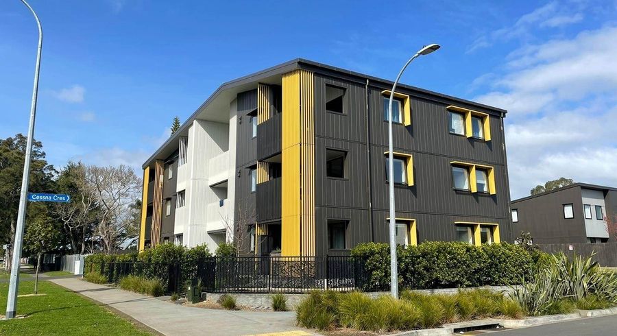 at 6/45 Cessna Crescent, Mangere, Manukau City, Auckland