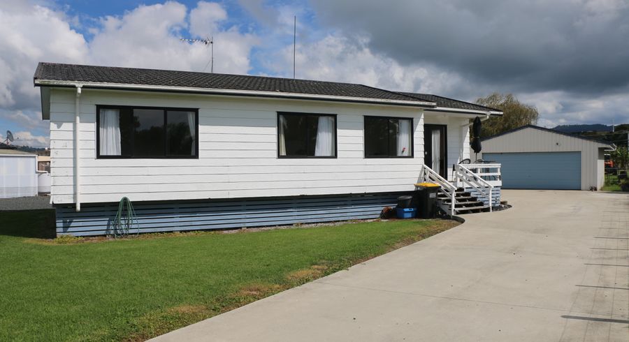  at 27 Kowhai Avenue, KAIAUA, MIRANDA