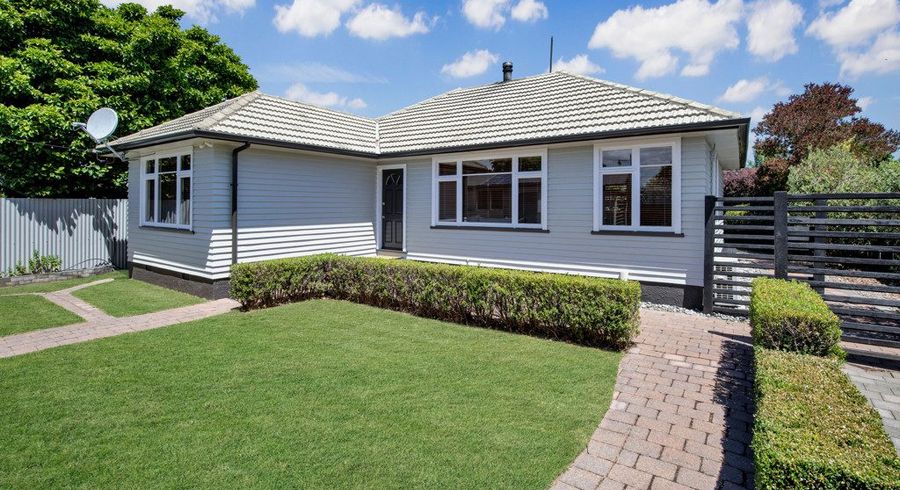  at 18 Edward Street, Lincoln, Lincoln