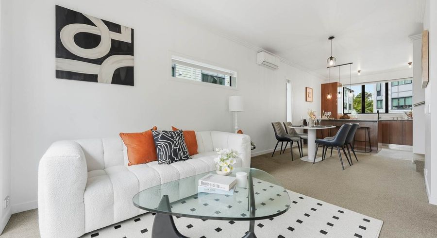  at 313 Murphys Road, Flat Bush, Manukau City, Auckland