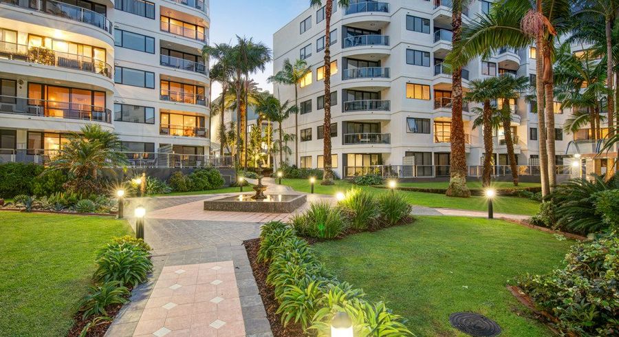  at 1E/175 Hurstmere Road, Takapuna, North Shore City, Auckland