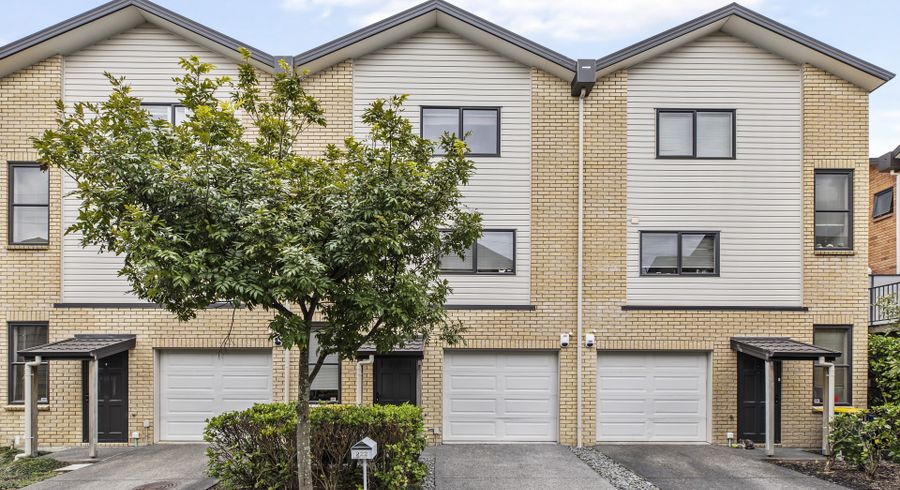  at 222/172 Mcleod Road, Te Atatu South, Auckland