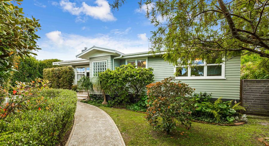  at 55 Graham Avenue, Te Atatu Peninsula, Auckland