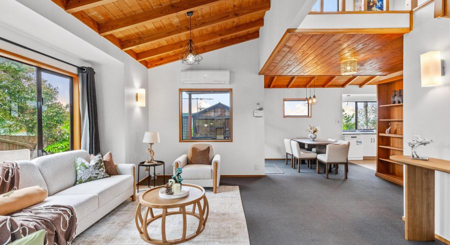  at 1/86 Waimumu Road, Massey, Waitakere City, Auckland