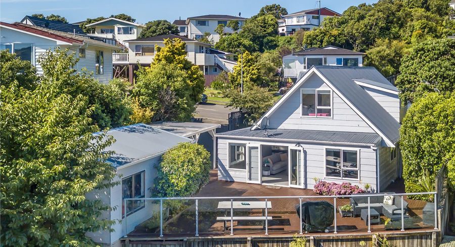  at 68 Eskdale Road, Papakowhai, Porirua, Wellington