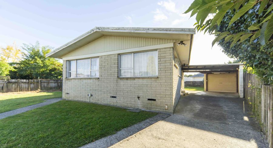  at 21 Oakfield Crescent, Pukete, Hamilton, Waikato