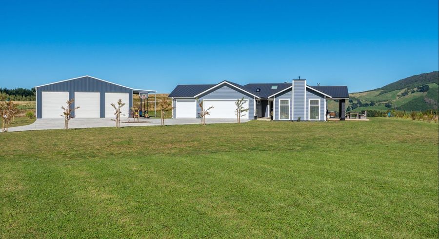  at 2 Olsen Place, Kinloch, Taupo
