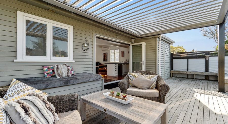  at 18 Peachgrove Road, Hamilton East, Hamilton
