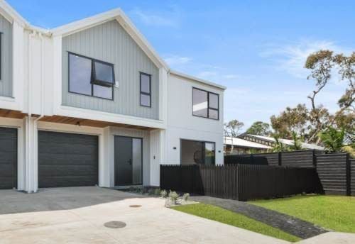  at 23 Argo Drive, Half Moon Bay, Manukau City, Auckland