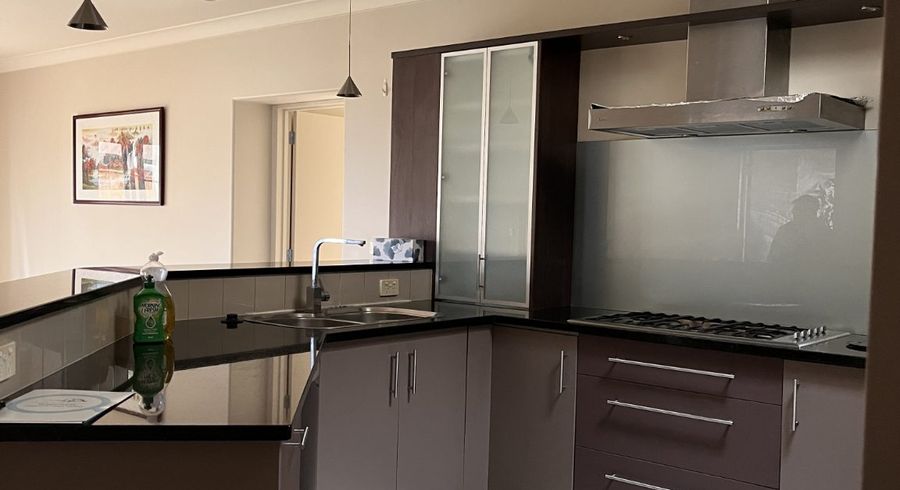  at 8 Terrasini Drive, Flat Bush, Manukau City, Auckland