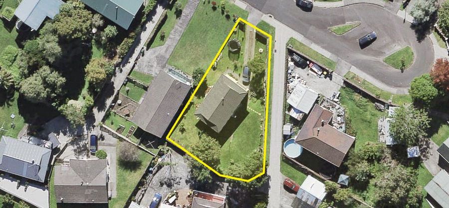  at 24 Meilland Place, Glen Eden, Auckland
