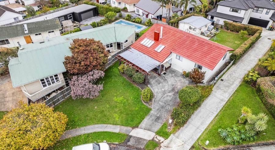  at 24 Ussher Place, Pakuranga Heights, Manukau City, Auckland