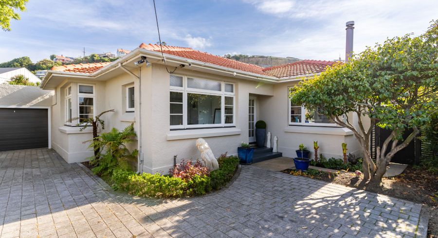  at 396 Bay View Road, Saint Clair, Dunedin