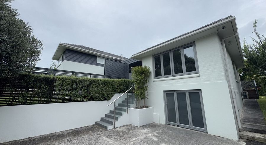  at 6 Kenyon Avenue, Mount Eden, Auckland
