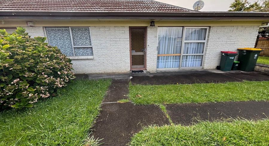 at 5B Hedge Row, Sunnyhills, Manukau City, Auckland