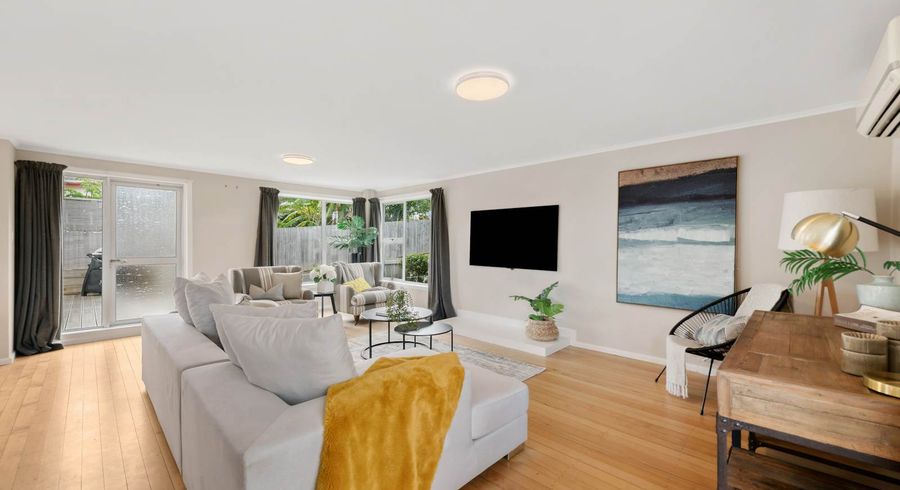  at 10 Karaka Road, Beachlands, Auckland